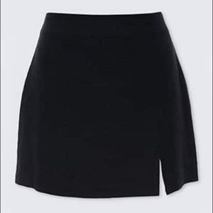 Forever 21 | Black linen mini skirt
